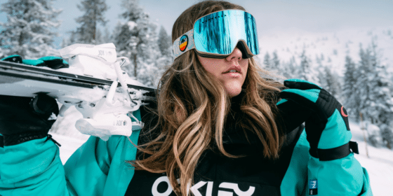From Slope to Chic: Crafting the Perfect Après Ski Makeup Look