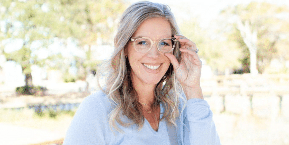 Cindy Monroe Shows How to Leverage Social Media to Empower Women in Leadership