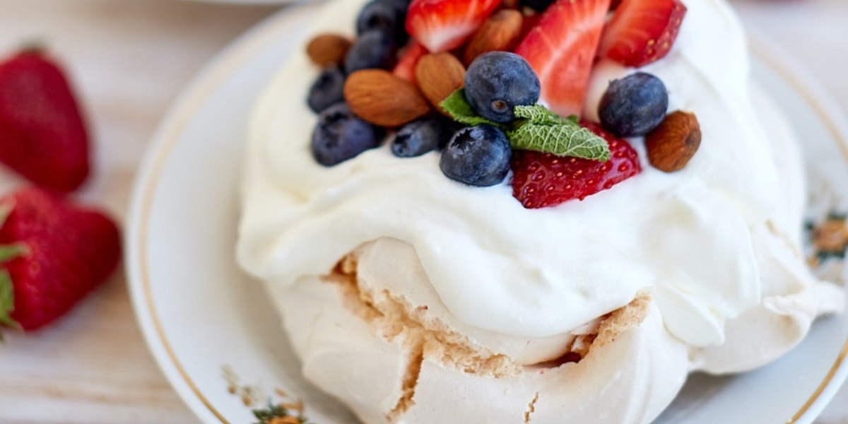 Janine Lowy’s famous Pavlova recipe made for a special Shabbat dinner