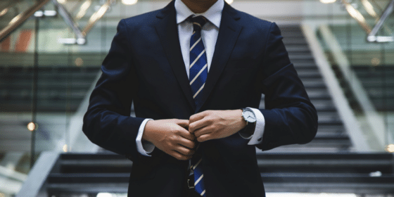 How Formal Attire Impacts Perception and Confidence