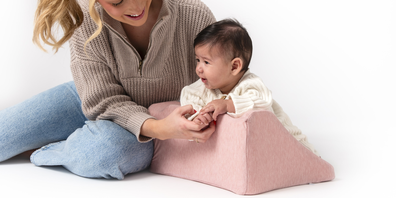 Introducing the Vonu Lounger- A Safe and Simple Solution for Infant Gas and Reflux Relief