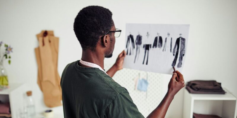 From Concept to Sketch: Mastering Fashion Drawing for Your Portfolio