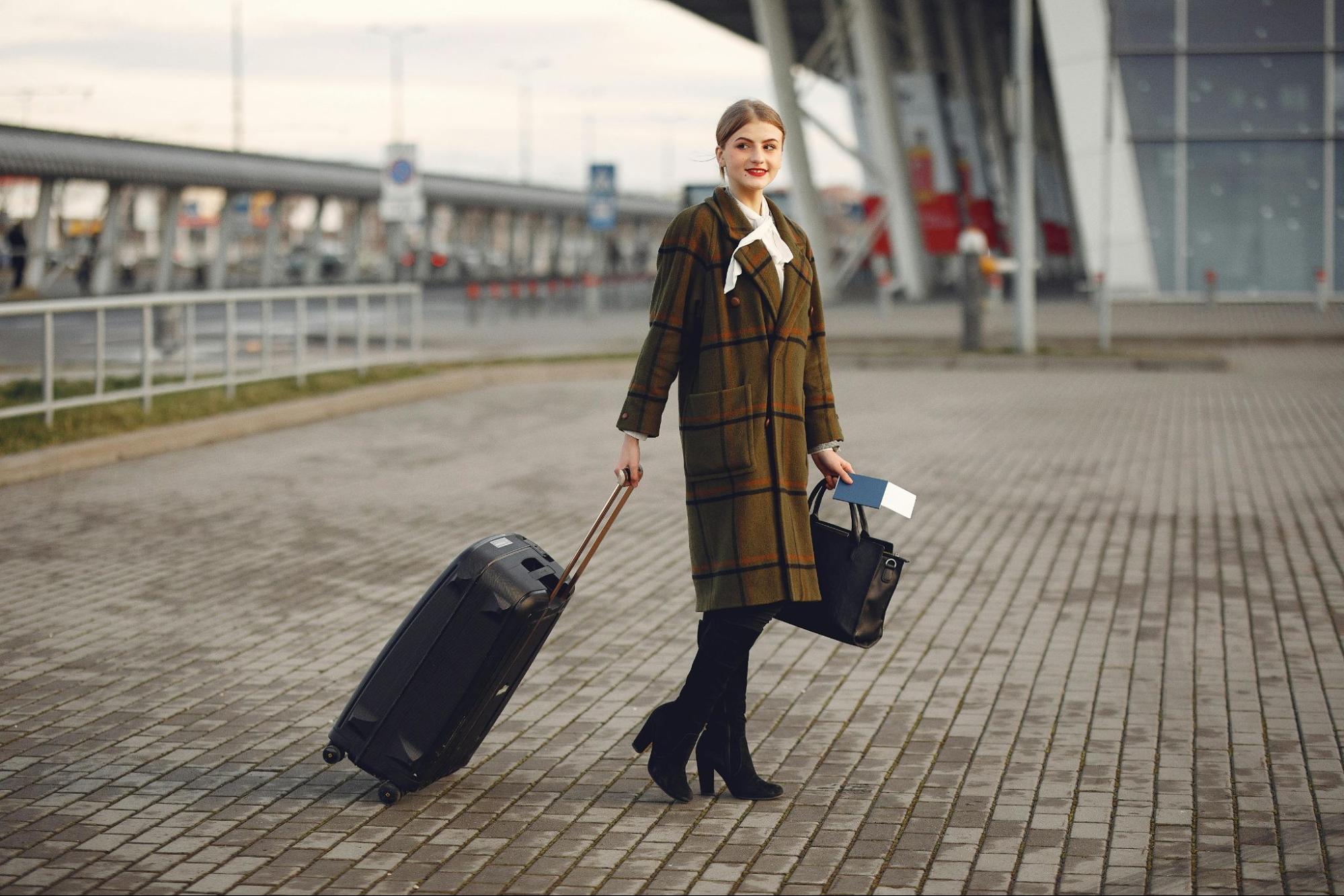 Travel Light in the City of Angels with Bounce: The Ideal Luggage Storage in Los Angeles