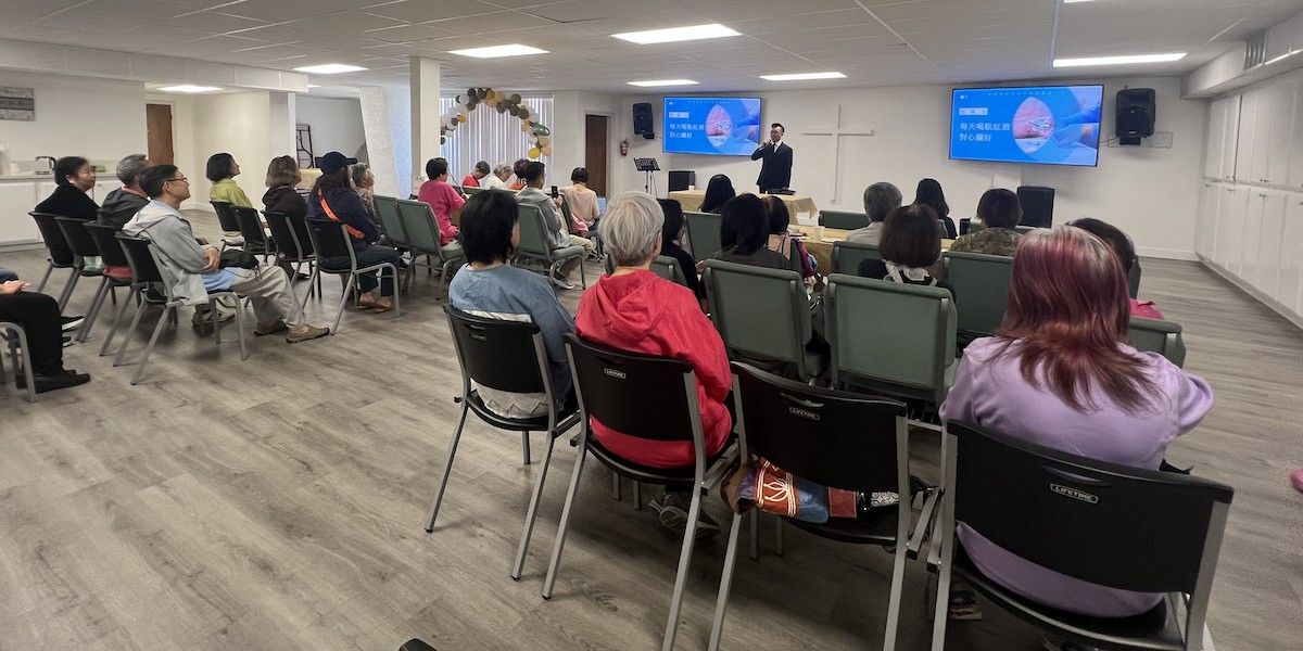 A Life-Changing Hour: Donghui Li’s Wellness Lecture Debunks Diet Myths and Inspires Community