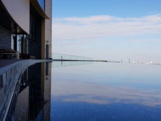 Unveiling the Opulence of Elite Waterfront Homes