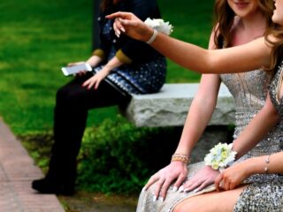 What Is the Typical Cost of a Prom Dress Trends, Budgets, and Smart Shopping Tips