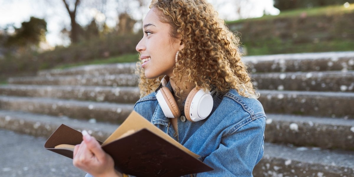 Are You a Self-Help Book Reader or a Podcast Listener? Find Out What Fits You