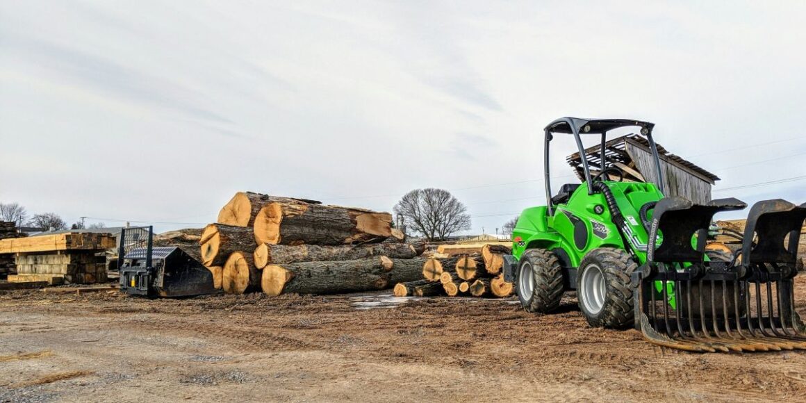 Choosing the Right Loader Equipment for Your Job Site