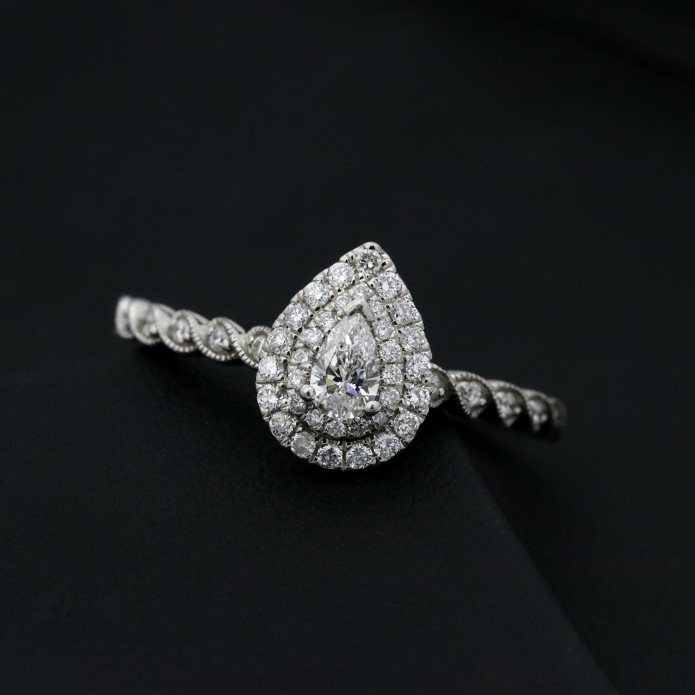 Build Your Engagement Ring Step by Step with Charleston Rings’ Online Ring Creator