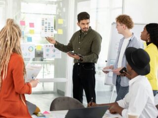 Building a Brand Identity: Essential Steps for Creative Businesses