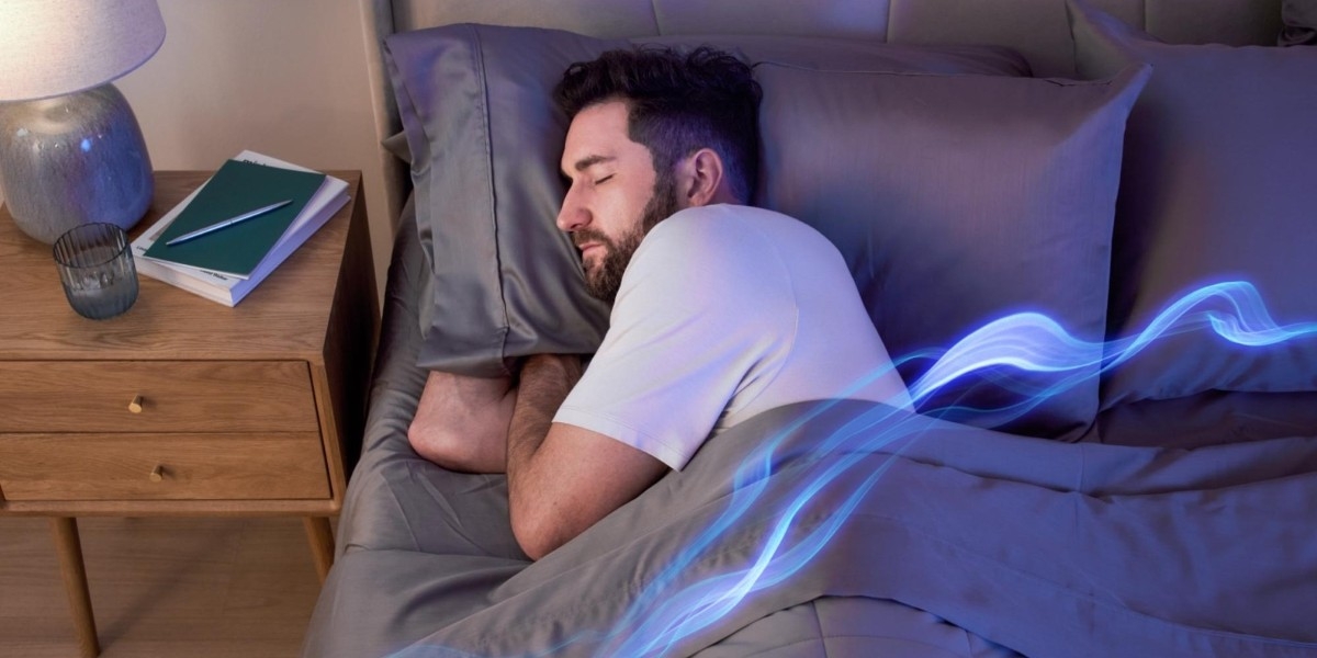 Miracle Made: 10 Reasons Why You Might Benefit from a Cooling Comforter