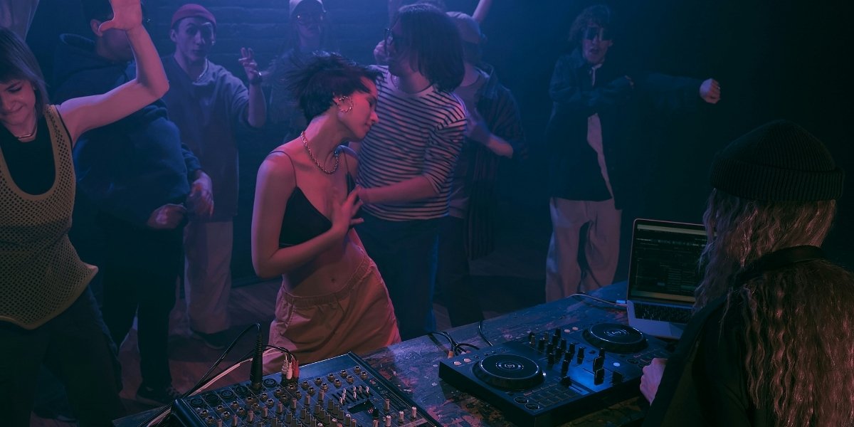 LA's Underground Rave Scene Surges Techno & House Parties Reclaim the Night