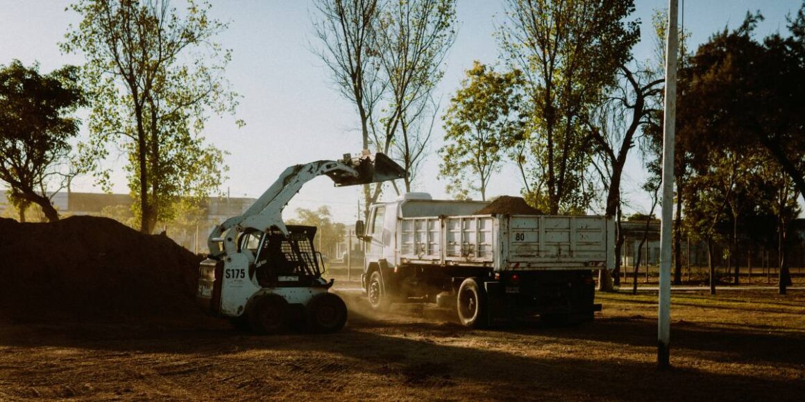 Typical Problems with Used Skid Steer Loaders – and Why Buying New Is Smarter