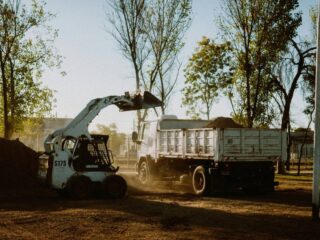 Typical Problems with Used Skid Steer Loaders – and Why Buying New Is Smarter