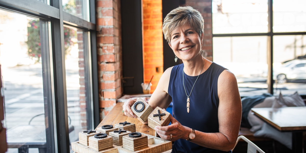 A Commander’s Turning Point: How Suzanne Giesemann Found Light After Loss