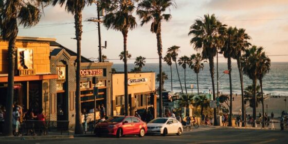 Exploring Melrose and Fairfax's Market & Vibe