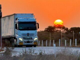 How Smart Fleet Decisions Support Business Growth in a Volatile Economy