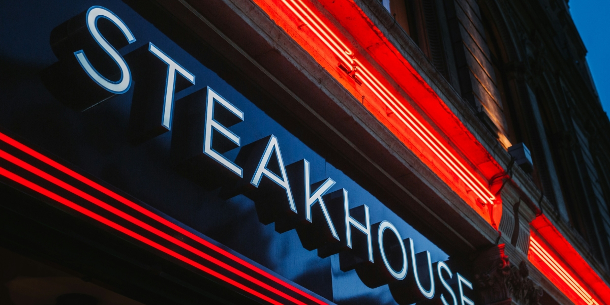 LongHorn Steakhouse & Olive Garden Closing for 24 Hours on Christmas Day