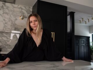 Raya Slavin Shares the Branding Strategy That Helps Businesses Book Clients Faster