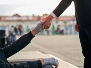 LA County to Bring Mental Health Care to Homeless People on Streets