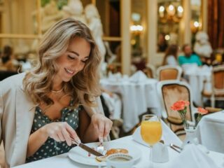 LA Experiential Dining Trend Turns Restaurants Into Social Stages