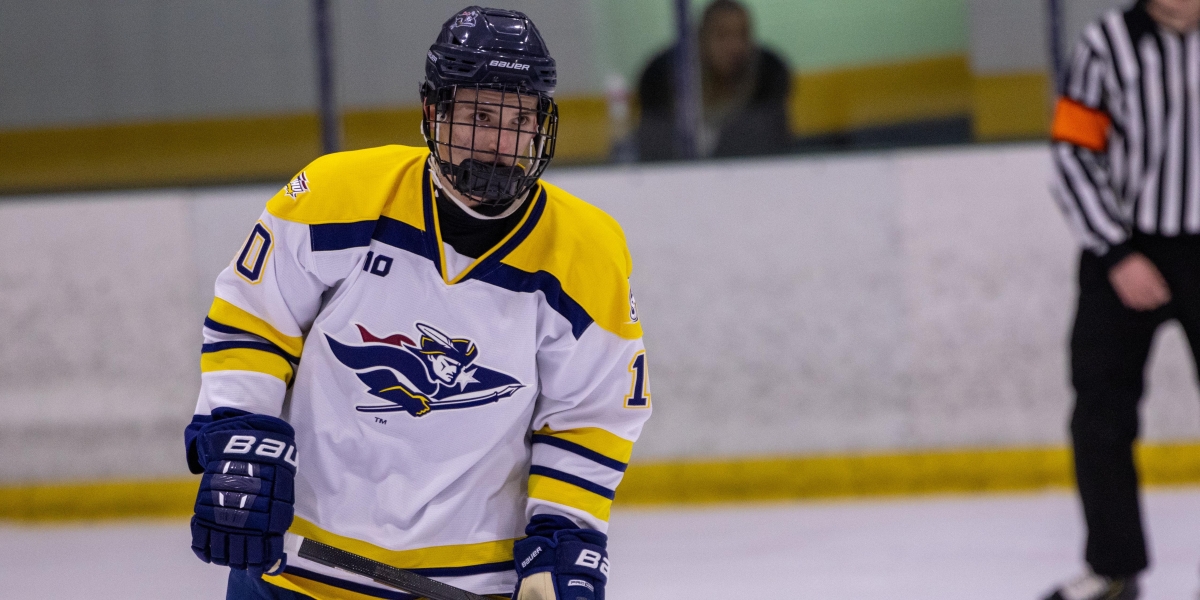 Zakhar Fedorov's Journey From Moscow to NCAA Hockey