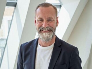 Stephen Woodard on Why Generative AI Is Eroding Human Judgment, and How to Push Back
