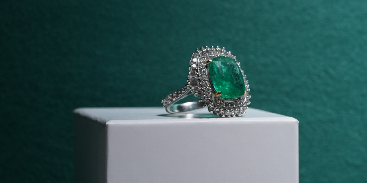 How Bespoke Fine Jewelry and Custom Emerald Pieces Became the New Luxury Standard