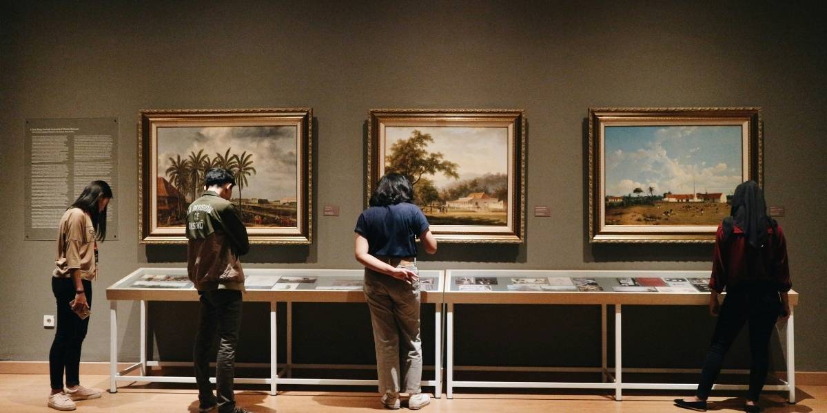 Lucas Museum of Narrative Art Opens in Los Angeles