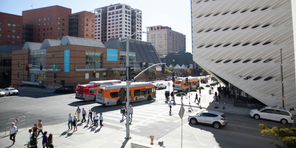 How to Drive More Safely on Busy Los Angeles Roads